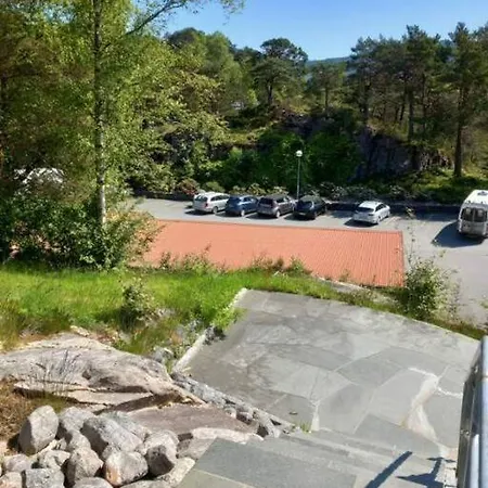 Leilighet I Fyllingsdalen, 15 Minutter Til Sentrum * 卑爾根